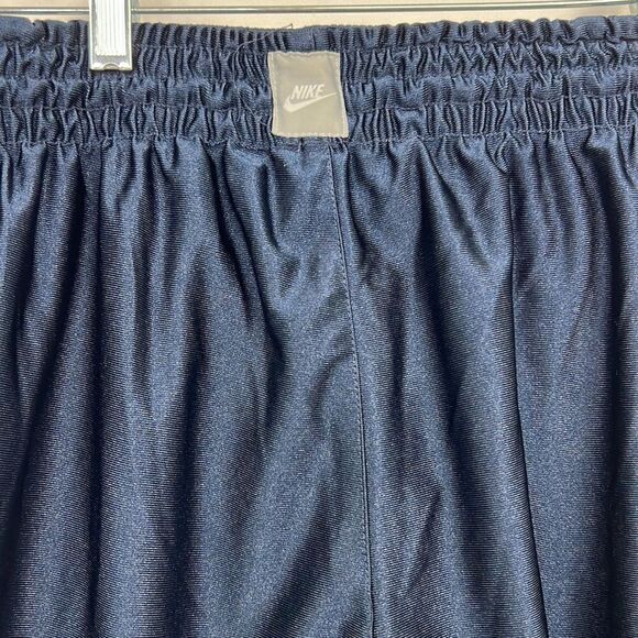 Nike Men’s Blue and White Reversible Basketball Shorts size large EUC - Picture 12 of 13